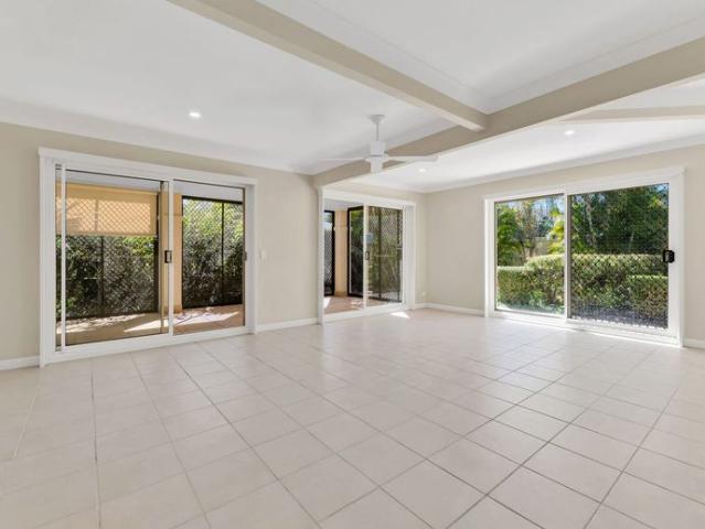 Beachside Home In Miami’s Most Sought After Pocket