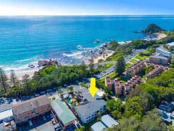 Beachside Income with Zero Fuss
