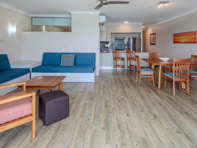 Beachside Oceanview Apartment