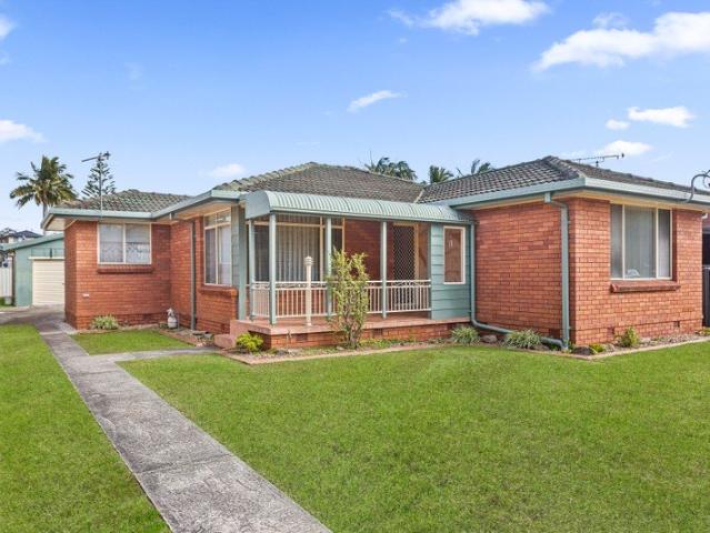 Beachside Opportunity in a Prime Barrack Heights Location