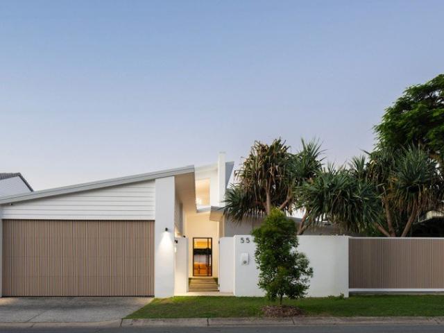 Beachside Living Meets Designer Luxury The Ultimate