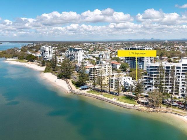 Beachside Living On Pumicestone Passage