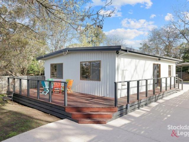 Beachside Living in a Tightly Held Cowes Pocket