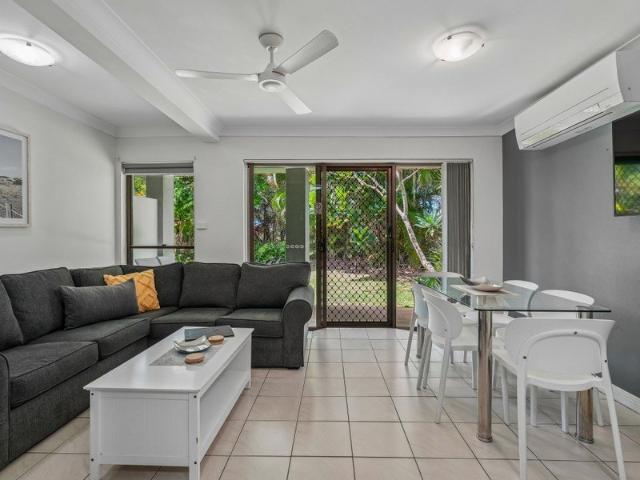 Beachside Living in Beautiful Korora!