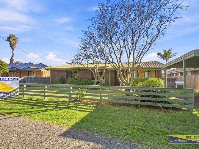 Beachside Living in Lakes Entrance