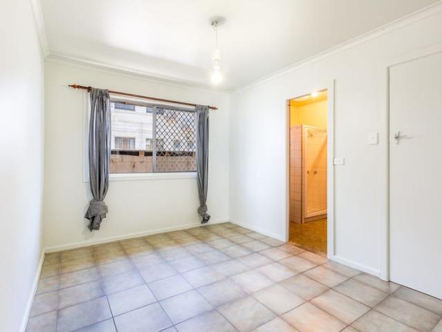 Beachside Living in Prime Mermaid Beach Location