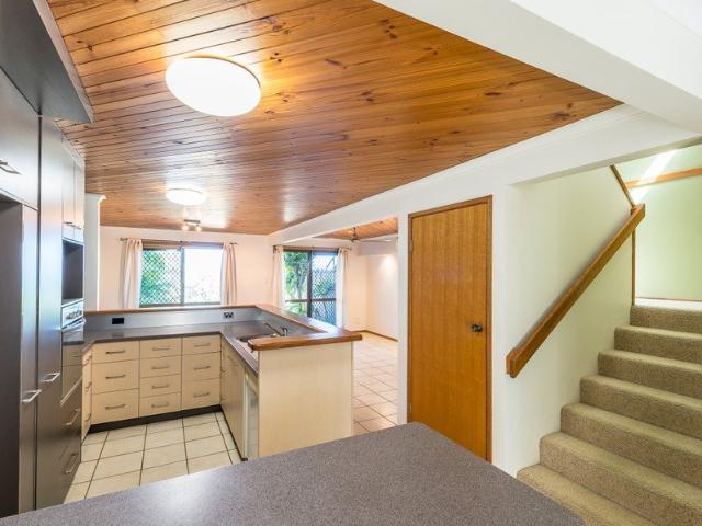 Beachside Living in Shoal Point