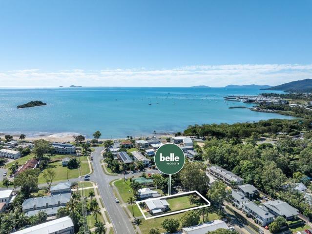 Beachside Living in the Heart of Cannonvale