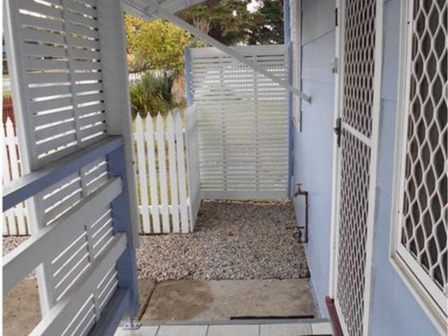 Beachside Living – Just 1 Minute to Huskisson Beach!