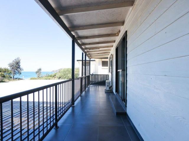 BEACHSIDE LIVING WITH OCEAN VIEWS
