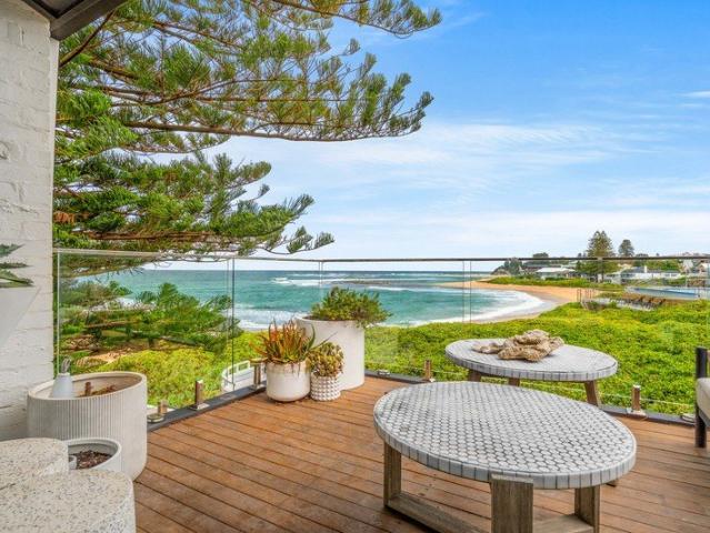 Beachside Living with Stunning Ocean Views