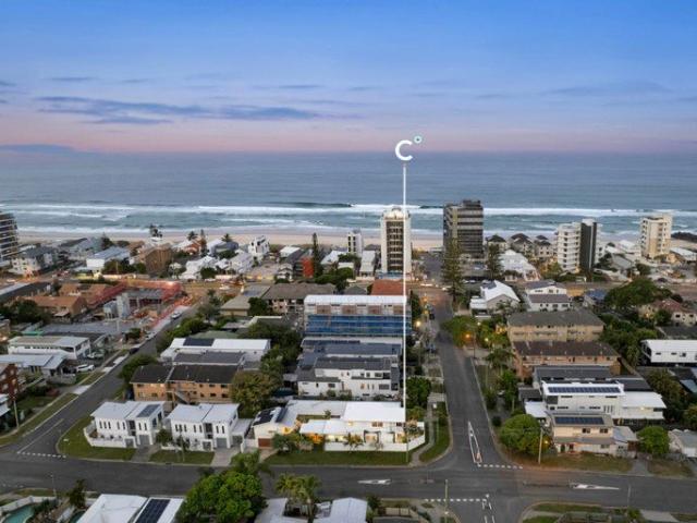 Beachside Living with Resort Style Entertaining & Separate Granny Flat