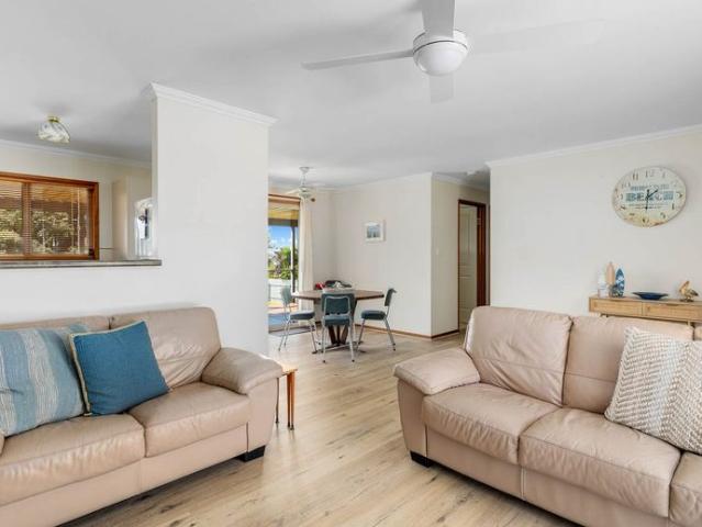 Beachside Lifestyle Meets Everyday Comfort