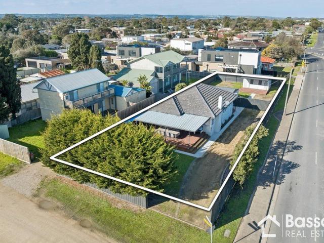 Beachside Lifestyle with Space, Flexibility and Exciting Future Potential