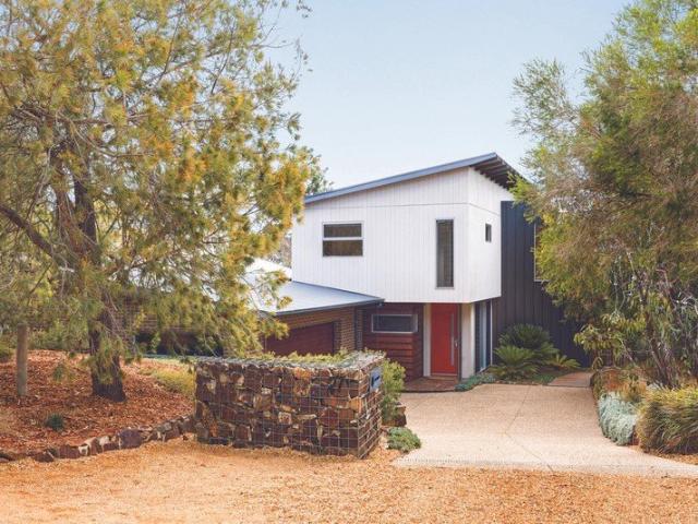 Beachside Luxury Living Meets Thoughtful Family Design