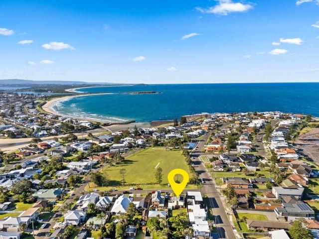 Beachside Position, Endless Potential Opposite the Park, Steps to the Sand