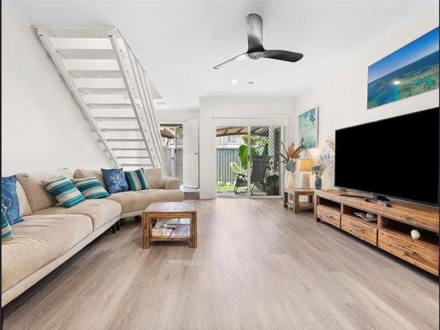 Beachside Townhouse Living – Just Metres from the Sand!