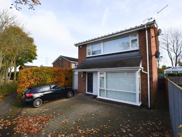Beacon Drive, Wideopen, Newcastle. 3 bed detached house to rent £1,350 pcm £312 pw