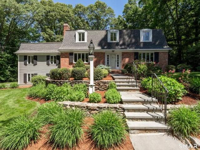 Beacon Hill Dr, Cheshire, Home For Sale