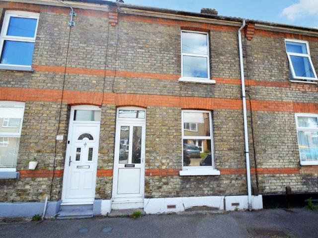 Beacon Road, Chatham ME5, 3 bed property to rent, £1,300 pcm | PrimeLocation