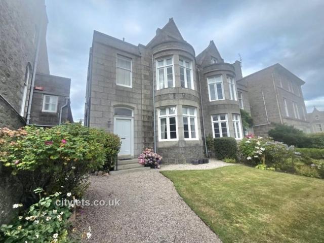 Beaconsfield Place, Aberdeen