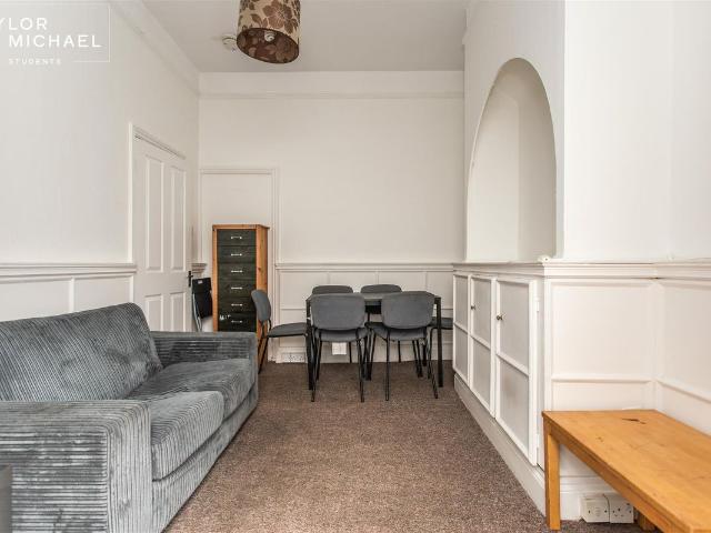 Beaconsfield Road, Brighton BN1, 6 bed terraced house to rent, £4,160 pcm | PrimeLocation