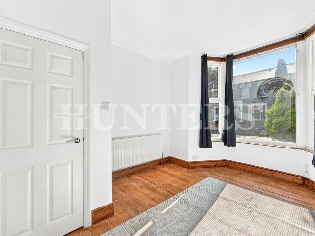 Beaconsfield Road, London N15, 1 bed flat to rent, £1,650 pcm | PrimeLocation