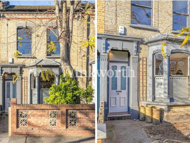Beaconsfield Road, London, N15 3 bed terraced house to rent £3,200 pcm £738 pw