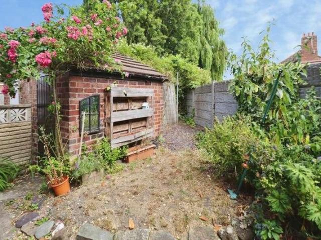 Beaconsfield Road, New Ferry, CH62