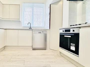 Beaconsfield Road, South Tottenham, London, N15 4SJ, United Kingdom | 4 bed townhouse for rent #140801700 | Rentberry