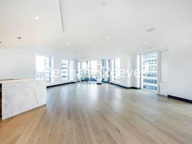 Beadon Road, London, W6 3 bed apartment to rent £5,000 pcm £1,154 pw