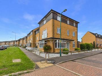 Beadle Way, Peterborough PE4, 4 bed property to rent, £1,500 pcm | PrimeLocation