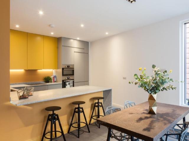 Beadnell Road London SE23 3 bed detached house to rent £3,200 pcm £738 pw