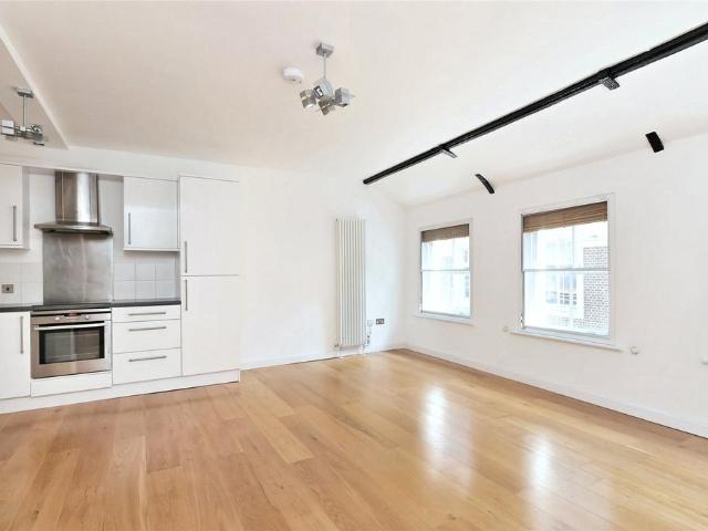 Beak Street, London, W1F 1 bed apartment to rent £2,752 pcm £635 pw