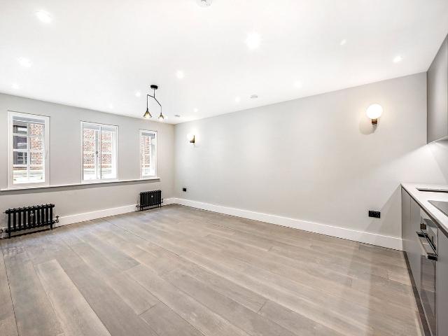 Beak Street, Soho W1F, Studio to rent, £2,708 pcm | PrimeLocation