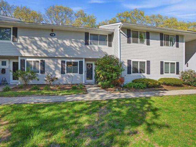 Beals Cove Rd Apt F, Hingham, Condo For Sale