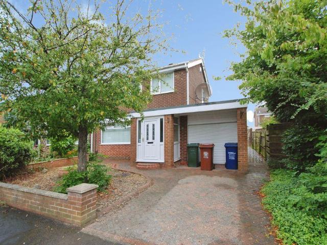 Beaminster Way, Newcastle Upon Tyne NE3 3 bed semi detached house to rent £1,100 pcm £254 pw