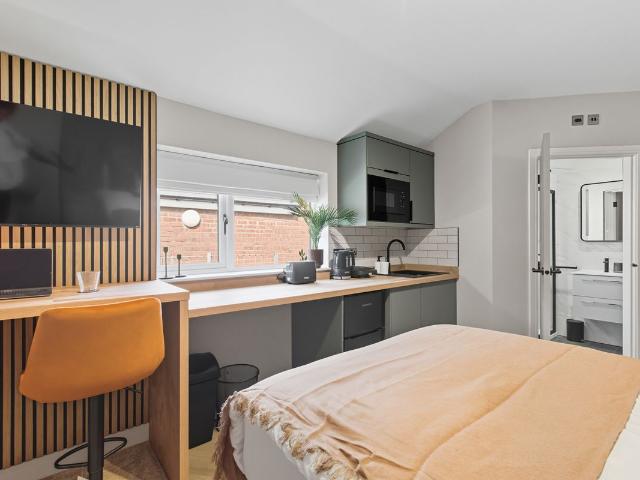 Bearwood Road, Smethwick B66, Studio to rent, £875 pcm | PrimeLocation