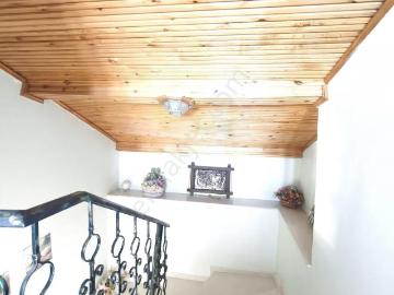 Becen Mahallesinin Kıymetli Bölgesinde Satılık 3 Katlı Villa