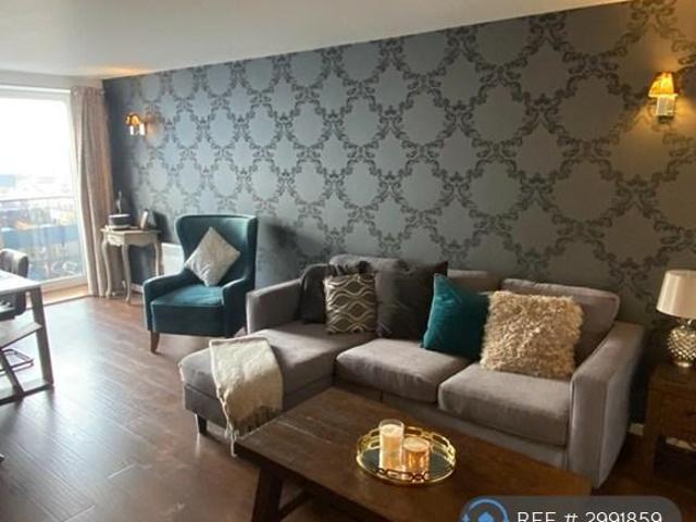 Becket House, Brentwood, CM14 1 bed flat to rent £1,450 pcm £335 pw
