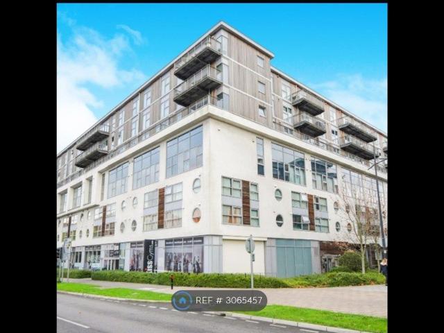Beckhampton Street, Swindon SN1, 1 bed flat to rent, £1,000 pcm | PrimeLocation