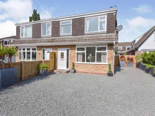 Beckingthorpe Drive, Bottesford, Nottingham NG13, 3 bed property to rent, £1,300 pcm | PrimeLocation