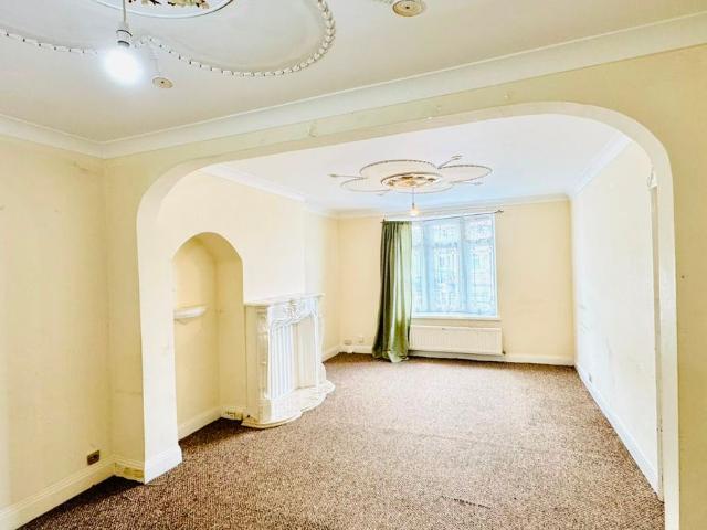 Becontree Avenue RM8, 3 bed semi detached house to rent, £2,500 pcm | PrimeLocation