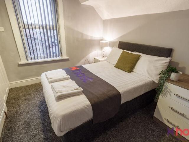 Bed 5 Castlewood Rd 1 bed in a house share to rent £433 pcm £100 pw