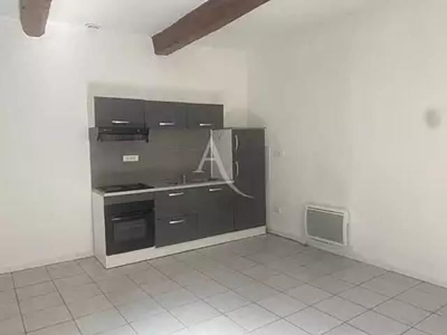 Bédarieux 34600 Location appartement 3 pièces t3 au dernier étage