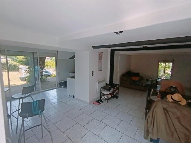 Bédarieux Villa de 87m2 sur 1000m2 de terrain plat sans vis. 87m² Bédarieux