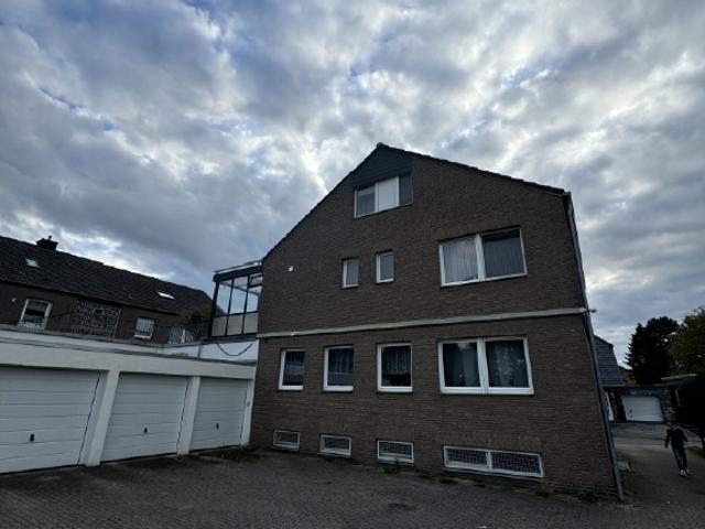Bedburg Kaster schöne 3 Raum Wohnung mit Wintergarten