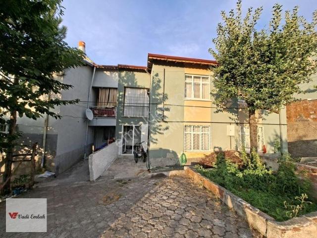Bedestende 4+1 Satılık Müstakil Ev/vadi Emlak