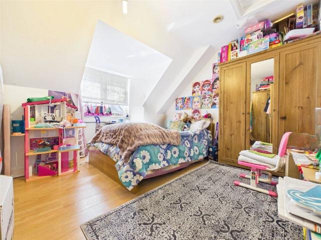 Bedfont Lane, Feltham, TW14
