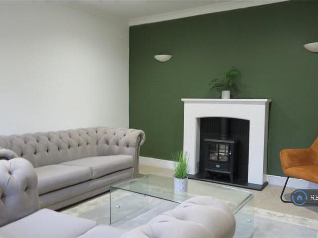Bedford Mews, London, SE6 1 bed in a house share to rent £1,000 pcm £231 pw
